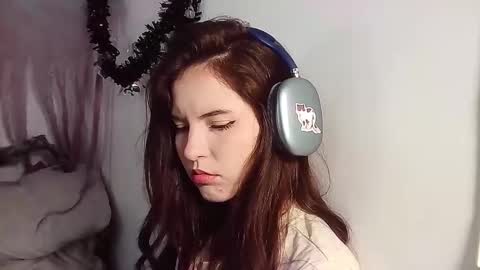 Snapshot of _yourcherrybomb chatting on 30, 10, 2025 _yourcherrybomb online show from 30, 10, 2025