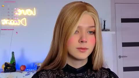 LITTLE FOX online show from 17, 11, 2025