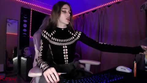 Snapshot of _yourwetdreams_ chatting on 23, 4, 2026 Roxy online show from 23, 4, 2026