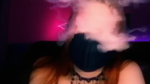 Snapshot of _yourwetdreams_ chatting on 10, 5, 2026 Roxy online show from 10, 5, 2026
