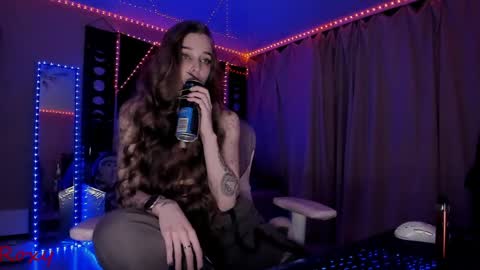 Snapshot of _yourwetdreams_ chatting on 15, 5, 2026 Roxy online show from 15, 5, 2026