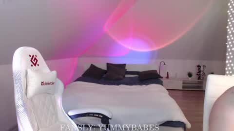 Nicole  Thomas  Dave online show from 17, 2, 2025