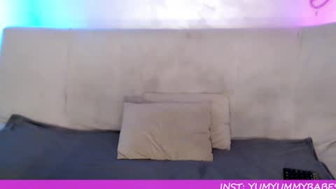 Snapshot of _yummybabes_ chatting on 26, 6, 2026 Nicole Thomas Dave online show from 26, 6, 2026