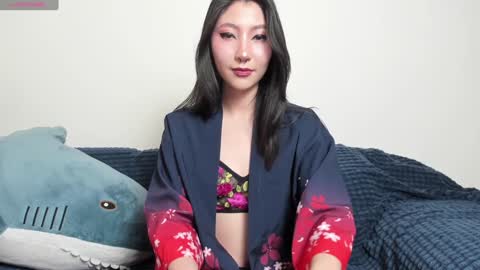 Mia online show from 5, 12, 2024