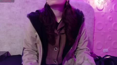 Yuyi online show from 2, 11, 2025