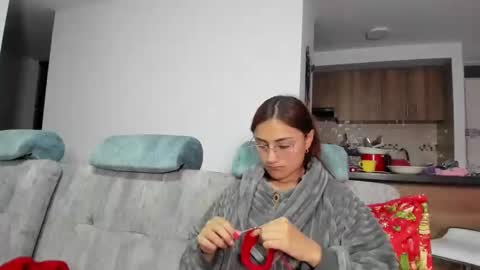 Snapshot of a_sexy_couple__ chatting on 6, 12, 2024 A Sexy Couple online show from 6, 12, 2024