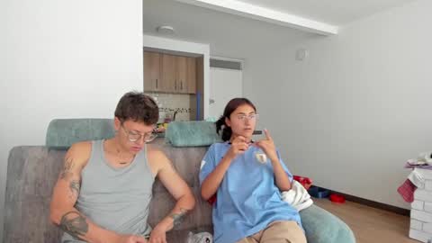 Snapshot of a_sexy_couple__ chatting on 7, 1, 2025 A Sexy Couple online show from 7, 1, 2025