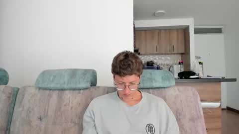 Snapshot of a_sexy_couple__ chatting on 1, 2, 2025 A Sexy Couple online show from 1, 2, 2025