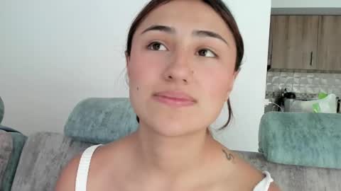 Snapshot of a_sexy_couple__ chatting on 6, 3, 2025 A Sexy Couple online show from 6, 3, 2025