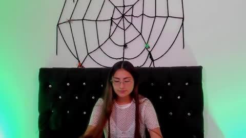 Snapshot of a_sexy_couple__ chatting on 4, 11, 2025 A Sexy Couple online show from 4, 11, 2025