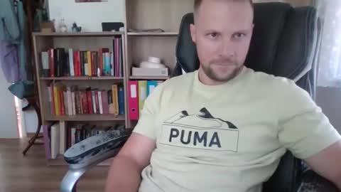 Long distance cumshot online show from 20, 10, 2025