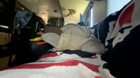 Adam online show from 25, 11, 2025