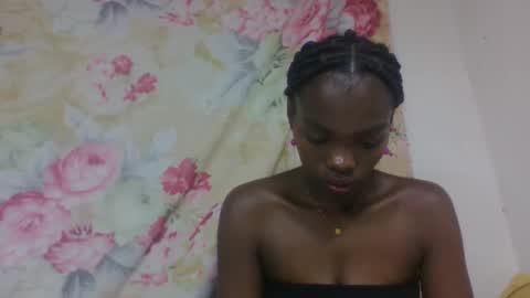 Snapshot of aadienne chatting on 24, 3, 2026 aadienne online show from 24, 3, 2026