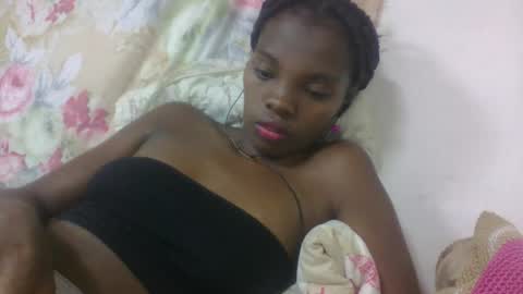 Snapshot of aadienne chatting on 27, 3, 2026 aadienne online show from 27, 3, 2026