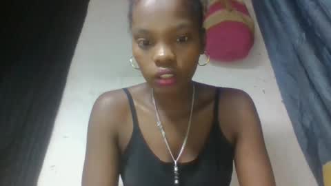 Snapshot of aadienne chatting on 16, 4, 2026 aadienne online show from 16, 4, 2026