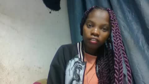 Snapshot of aadienne chatting on 24, 4, 2026 aadienne online show from 24, 4, 2026