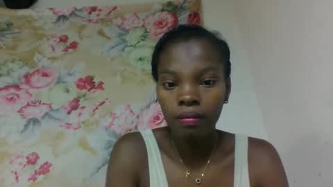 Snapshot of aadienne chatting on 28, 4, 2026 aadienne online show from 28, 4, 2026