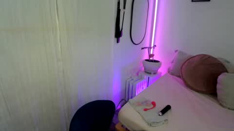 Snapshot of aaliyahlayla chatting on 25, 1, 2025 Aaliyahlayla online show from 25, 1, 2025