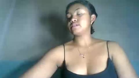 Snapshot of aariciah chatting on 6, 8, 2026 aariciah online show from 6, 8, 2026