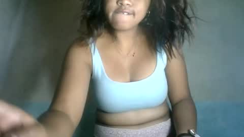 Snapshot of aariciah chatting on 8, 8, 2026 aariciah online show from 8, 8, 2026