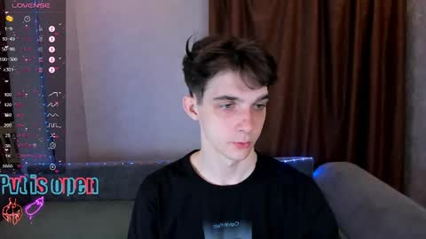 Snapshot of aaron_bang chatting on 16, 4, 2026 Aaron Bang online show from 16, 4, 2026