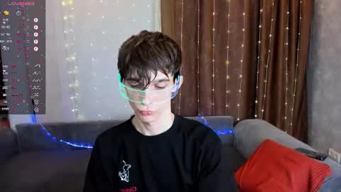 Snapshot of aaron_bang chatting on 29, 7, 2026 Aaron Bang online show from 29, 7, 2026