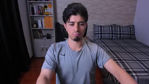 Aaron online show from 22, 12, 2025