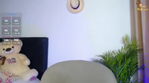 Snapshot of aaron_speitzer chatting on 23, 10, 2025 KAI online show from 23, 10, 2025