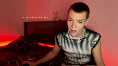 Snapshot of aaron_stonee chatting on 21, 4, 2026 Aaron online show from 21, 4, 2026