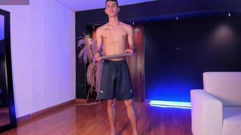 Snapshot of aaron_whitee chatting on 11, 1, 2025 Aaron online show from 11, 1, 2025