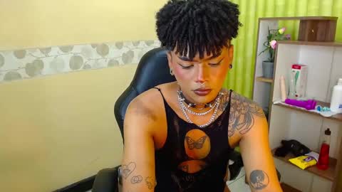 Snapshot of aaronbakers chatting on 18, 1, 2025 im NiallDun online show from 18, 1, 2025