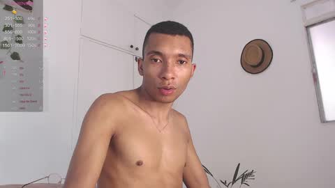Snapshot of aaronblack1_ chatting on 23, 2, 2025 Heyy my name is Aaron online show from 23, 2, 2025