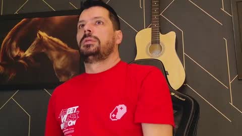 Snapshot of aaronbomer chatting on 4, 2, 2025 Aaron online show from 4, 2, 2025