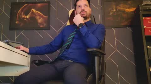 Snapshot of aaronbomer chatting on 17, 2, 2025 Aaron online show from 17, 2, 2025