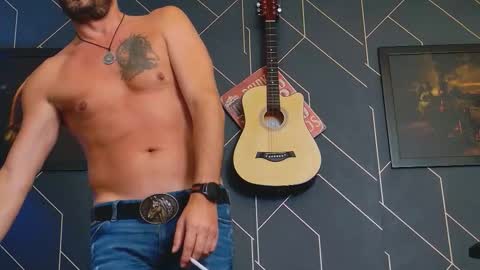 Snapshot of aaronbomer chatting on 17, 9, 2025 Aaron online show from 17, 9, 2025