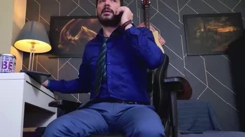 Snapshot of aaronbomer chatting on 12, 11, 2025 Aaron online show from 12, 11, 2025