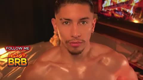 Snapshot of aaronfox_ chatting on 7, 7, 2026 AARON online show from 7, 7, 2026