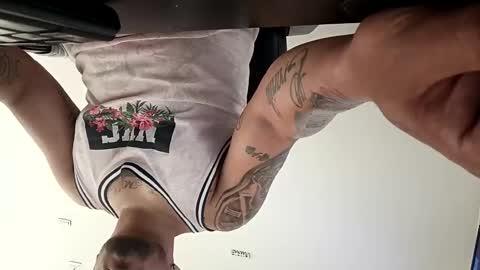 Snapshot of aaronhunter__ chatting on 3, 1, 2025 ig aaron hunter123 online show from 3, 1, 2025