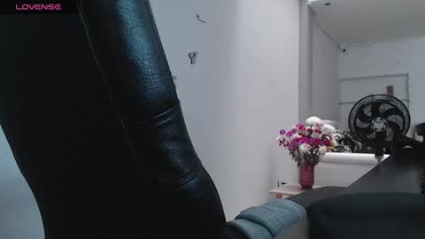 Snapshot of aaronhunter__ chatting on 7, 2, 2025 ig aaron hunter123 online show from 7, 2, 2025