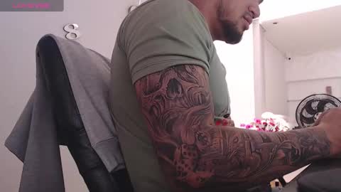 Snapshot of aaronhunter__ chatting on 8, 2, 2025 ig aaron hunter123 online show from 8, 2, 2025