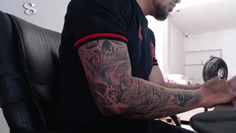 Snapshot of aaronhunter__ chatting on 11, 2, 2025 ig aaron hunter123 online show from 11, 2, 2025