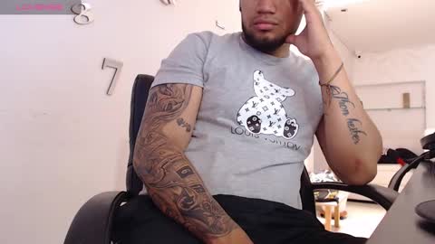 Snapshot of aaronhunter__ chatting on 12, 3, 2025 ig aaron hunter123 online show from 12, 3, 2025