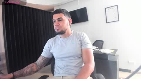 Snapshot of aaronhunter__ chatting on 16, 3, 2026 ig aaron hunter123 online show from 16, 3, 2026