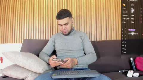 Snapshot of aaronhunter__ chatting on 18, 3, 2026 ig aaron hunter123 online show from 18, 3, 2026