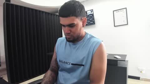 Snapshot of aaronhunter__ chatting on 26, 3, 2026 ig aaron hunter123 online show from 26, 3, 2026