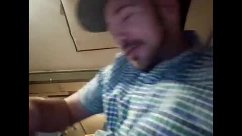 aaronshere888888 online show from 19, 3, 2026