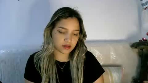 Snapshot of abbie_23 chatting on 21, 4, 2026 Abbie cute online show from 21, 4, 2026