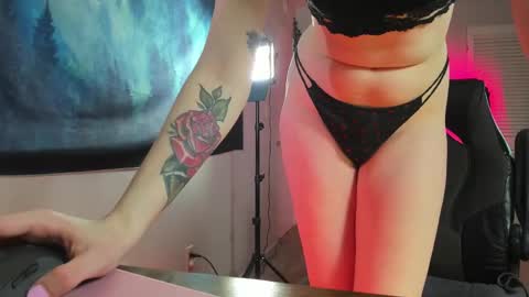Snapshot of abbiemorganxx chatting on 26, 9, 2025 Abbie  Morgan online show from 26, 9, 2025