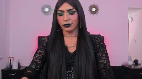 Abbigail Fuster  online show from 4, 2, 2025