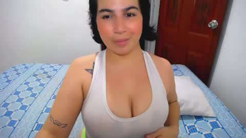 Snapshot of abby_369 chatting on 23, 11, 2025 Abby online show from 23, 11, 2025